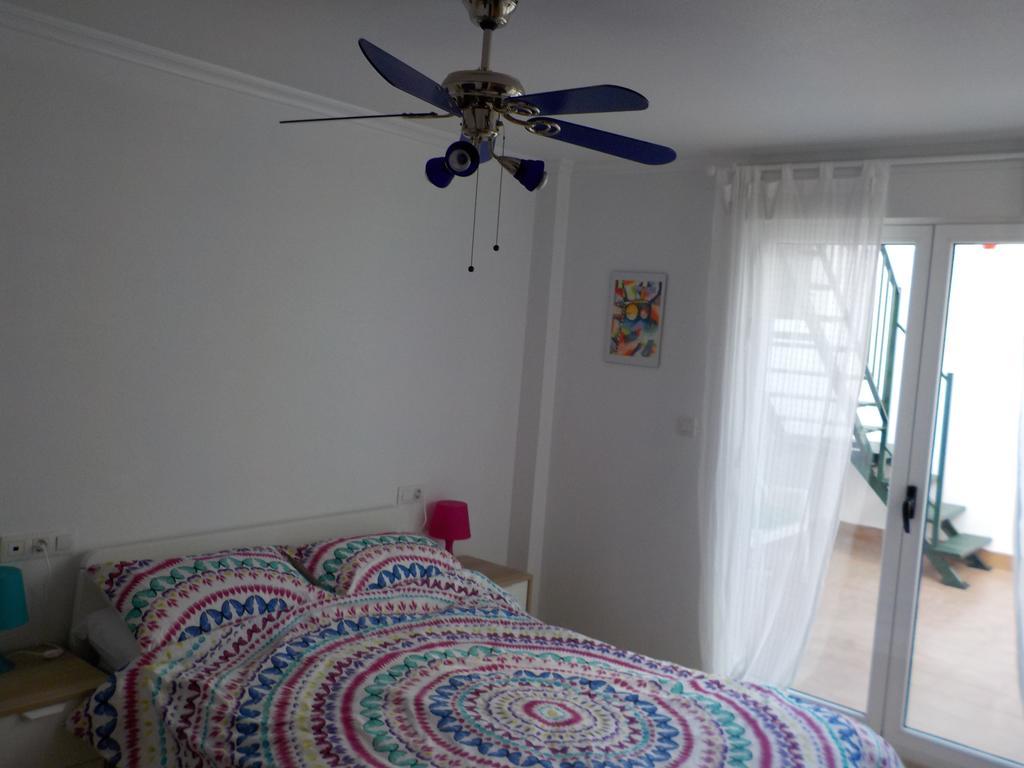 Attic At 91 Apartment Pinoso Ngoại thất bức ảnh