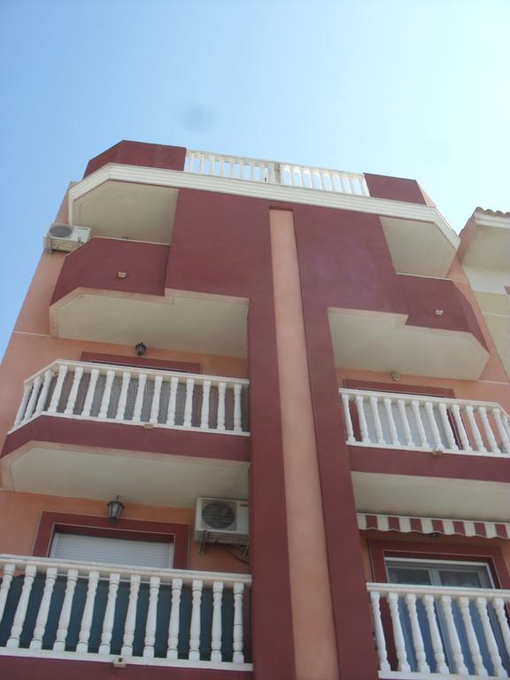 Attic At 91 Apartment Pinoso Ngoại thất bức ảnh